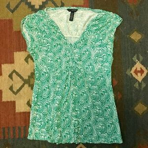 Green patterned banana republic SS shirt